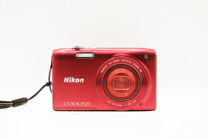 Nikon COOLPIX S3300