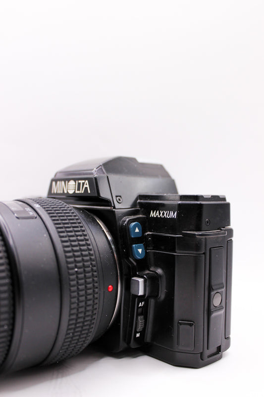 Minolta Maxxum 7000